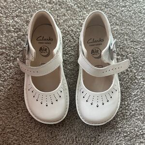 Clarks Kids White Mary Jane Dress Shoes